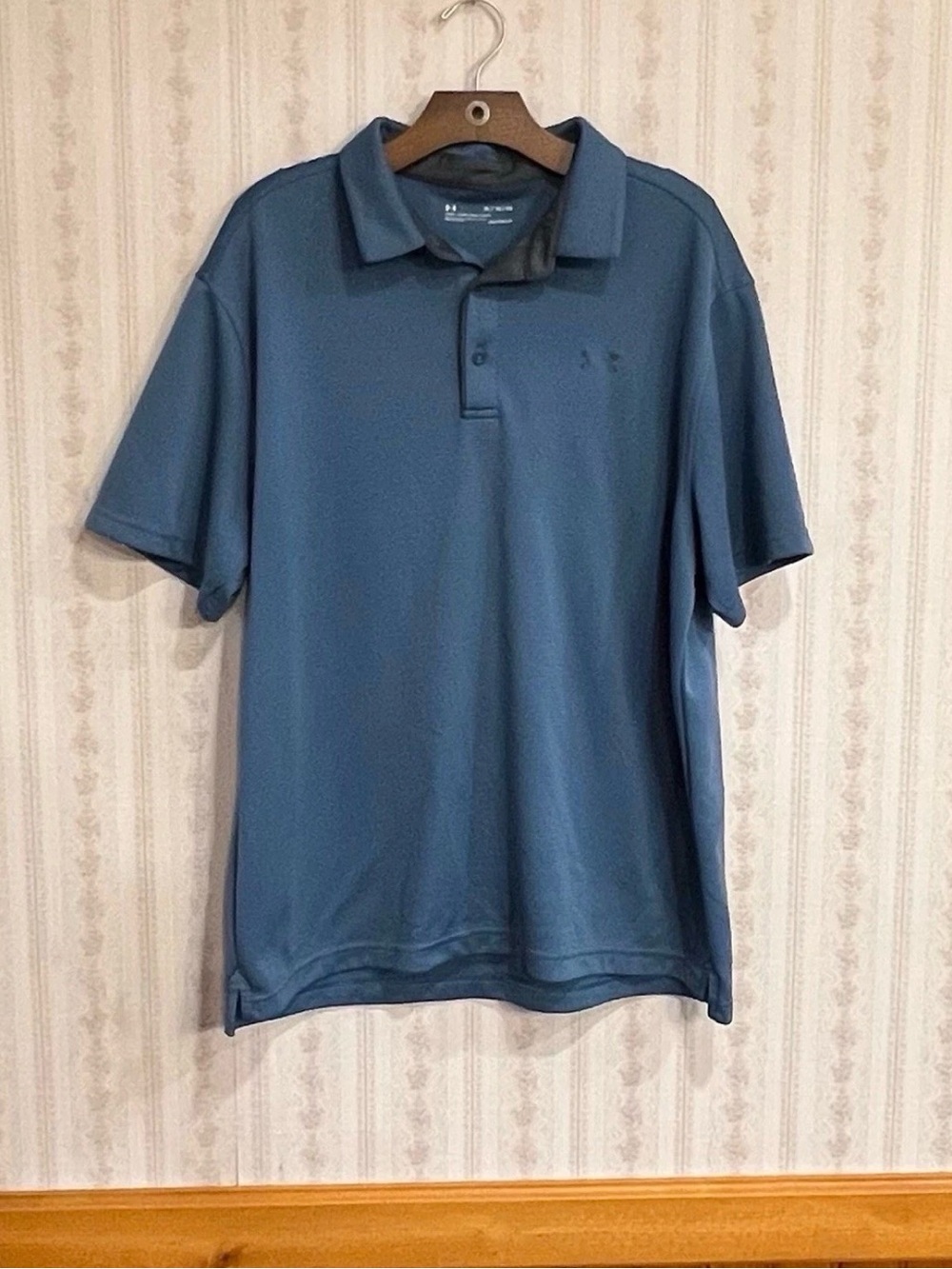 Under Armour Men’s Slate Blue Polo Shirt